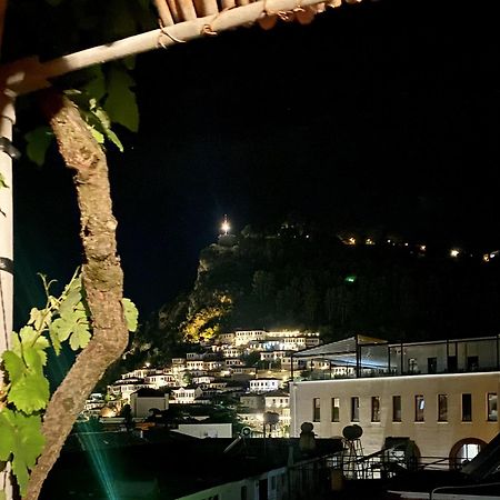 Flat In Berat'S Center Apartment Bagian luar foto