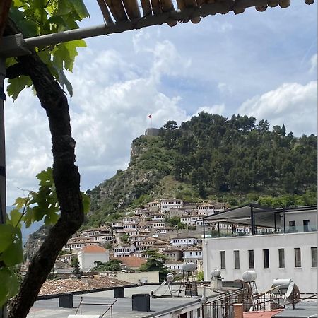Flat In Berat'S Center Apartment Bagian luar foto