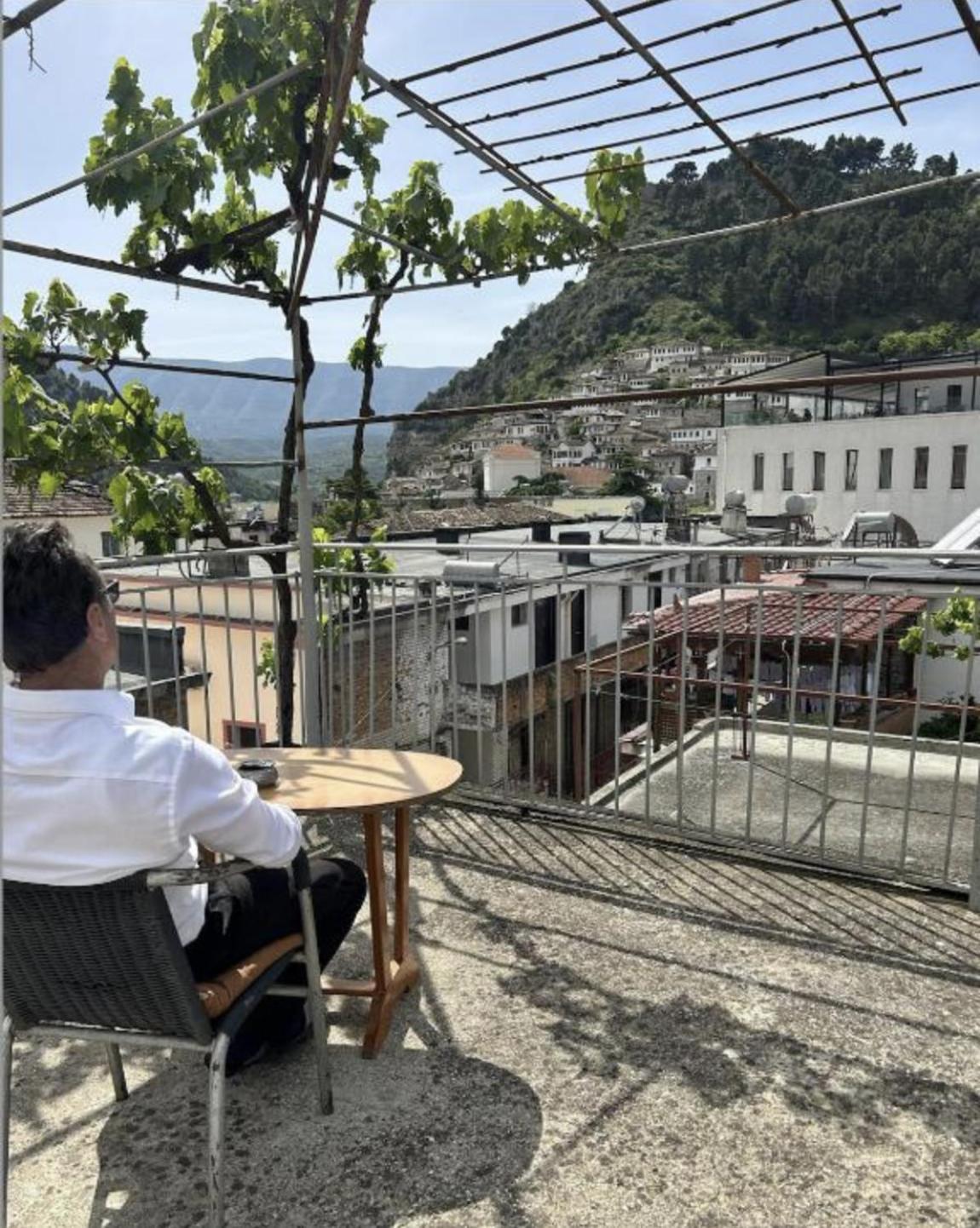 Flat In Berat'S Center Apartment Bagian luar foto