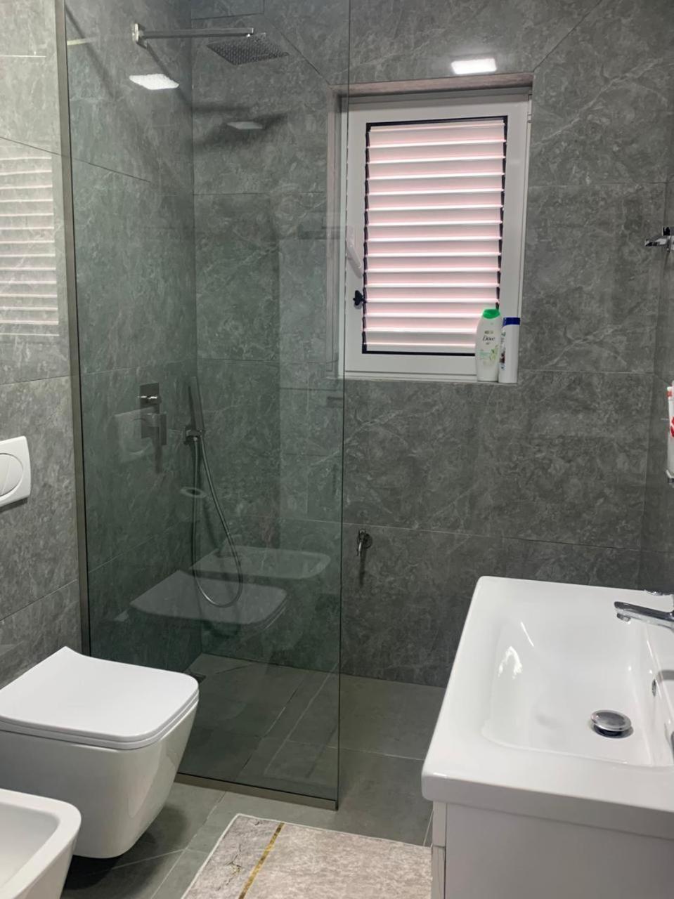 Flat In Berat'S Center Apartment Bagian luar foto