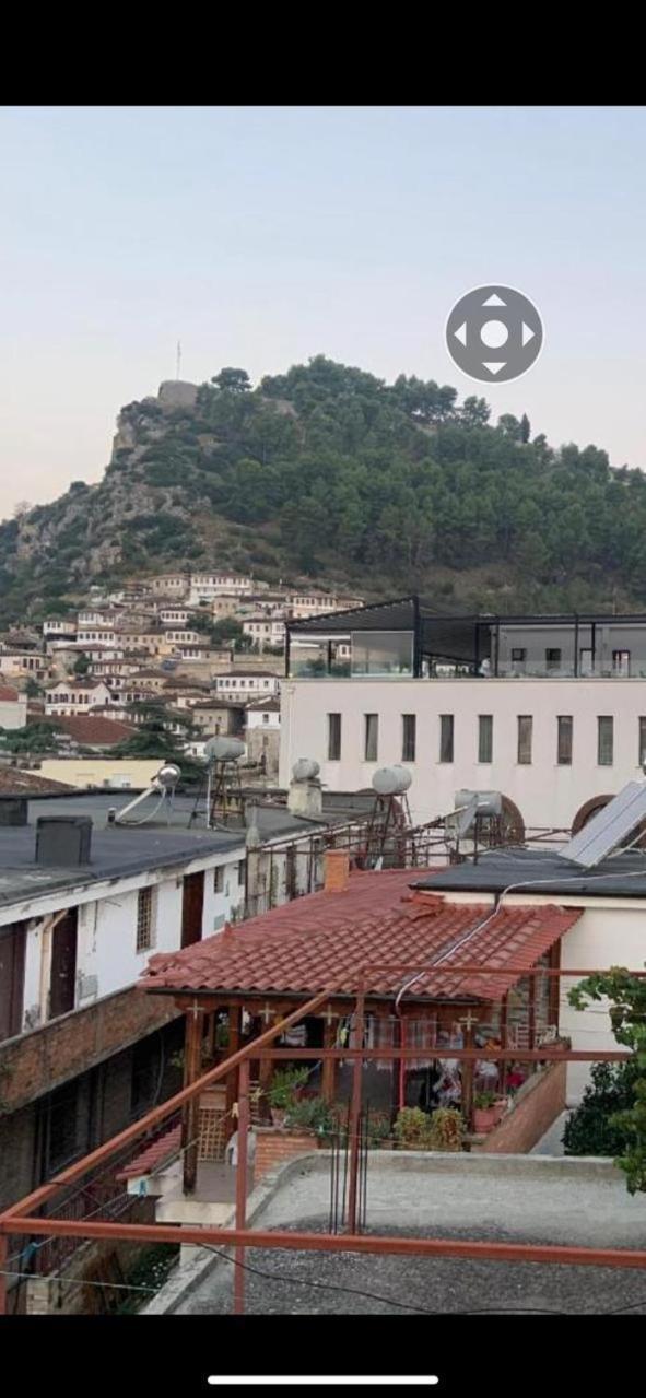 Flat In Berat'S Center Apartment Bagian luar foto