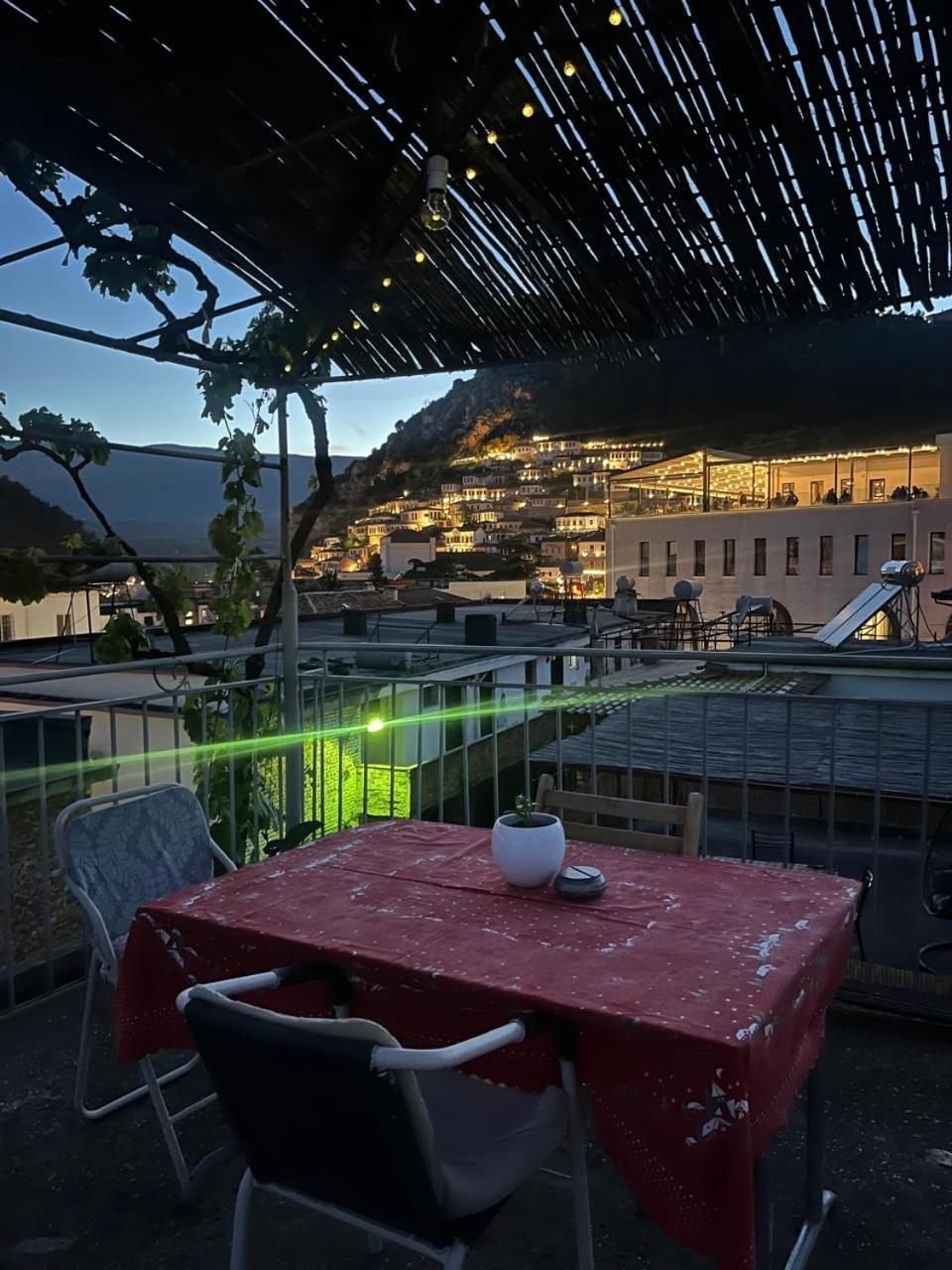 Flat In Berat'S Center Apartment Bagian luar foto